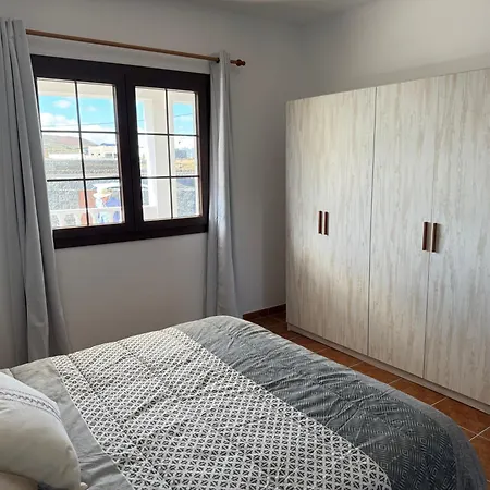 بيت للعطل Vineyard House