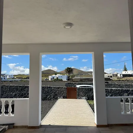 Holiday home Vineyard House La Vegueta